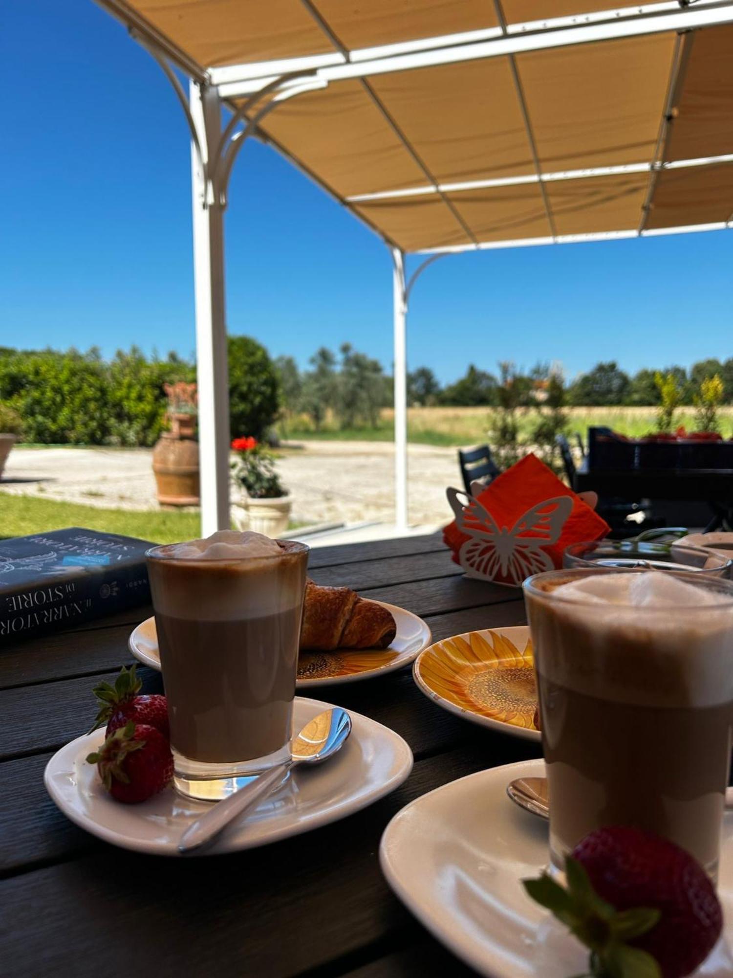 Agriturismo Da Michele E Carmela Di Voli Patrizia Доноратіко Екстер'єр фото